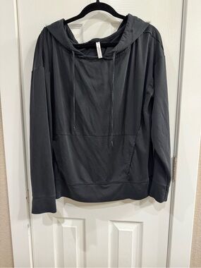 FABLETICS Black lightweight hoodie